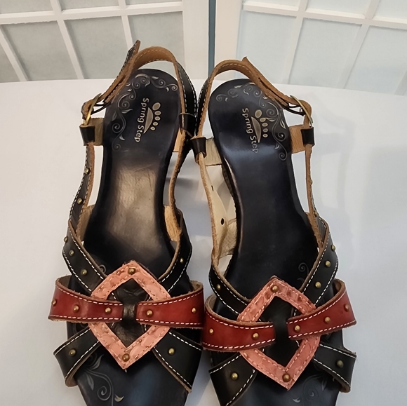 Spring Step sandal - Picture 2 of 8